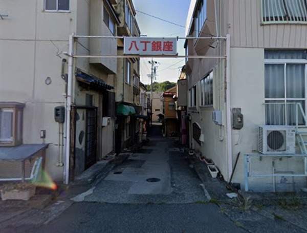 エルビアス